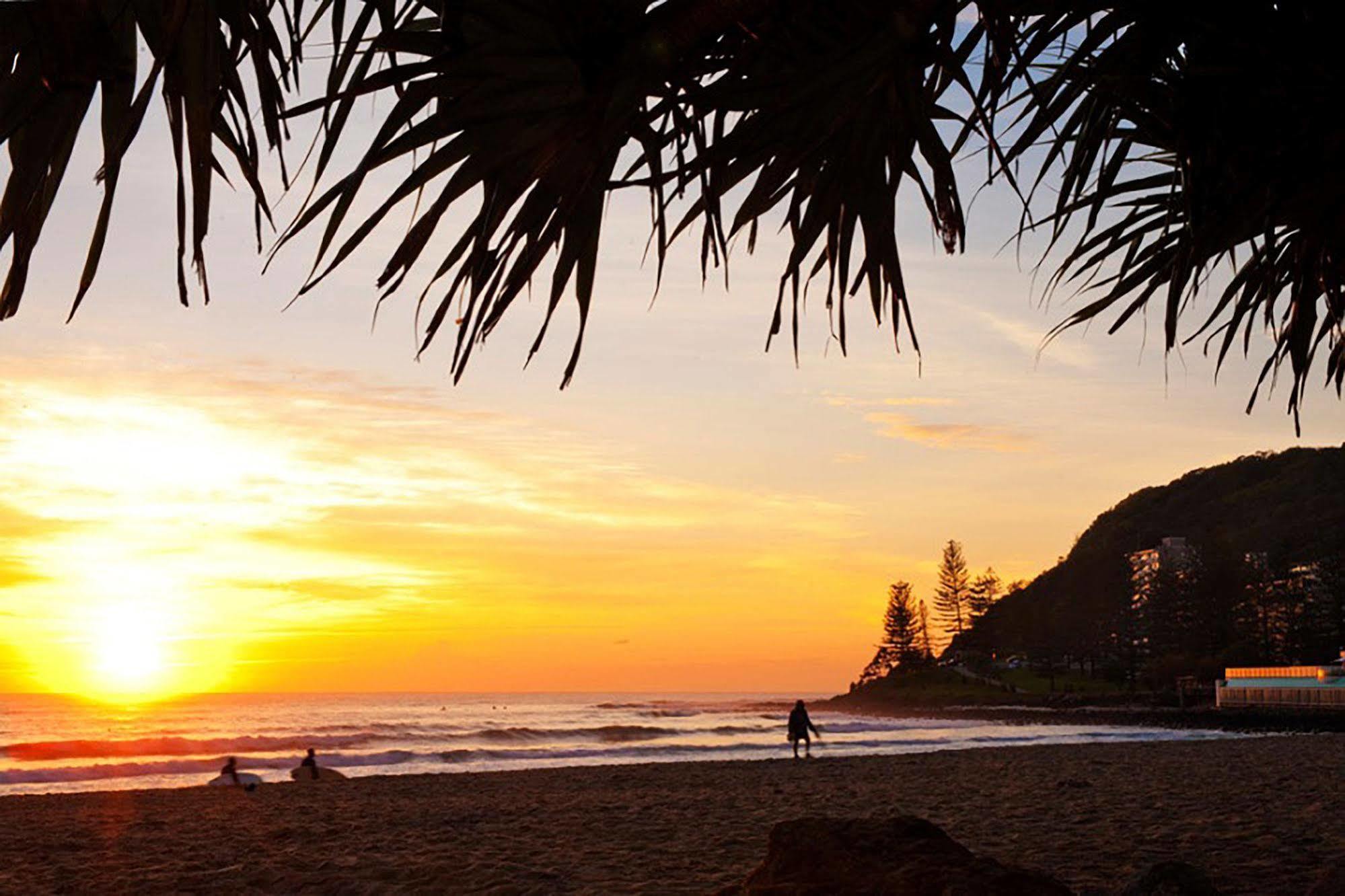Aussie Resort Gold Coast Exterior photo